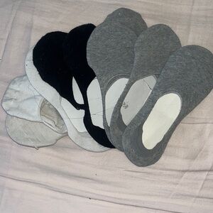 Pack of 9 women’s no show thin ankle socks with no slip grip size 8- 10